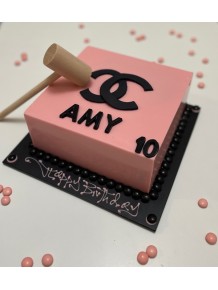 Chanel Smashcake